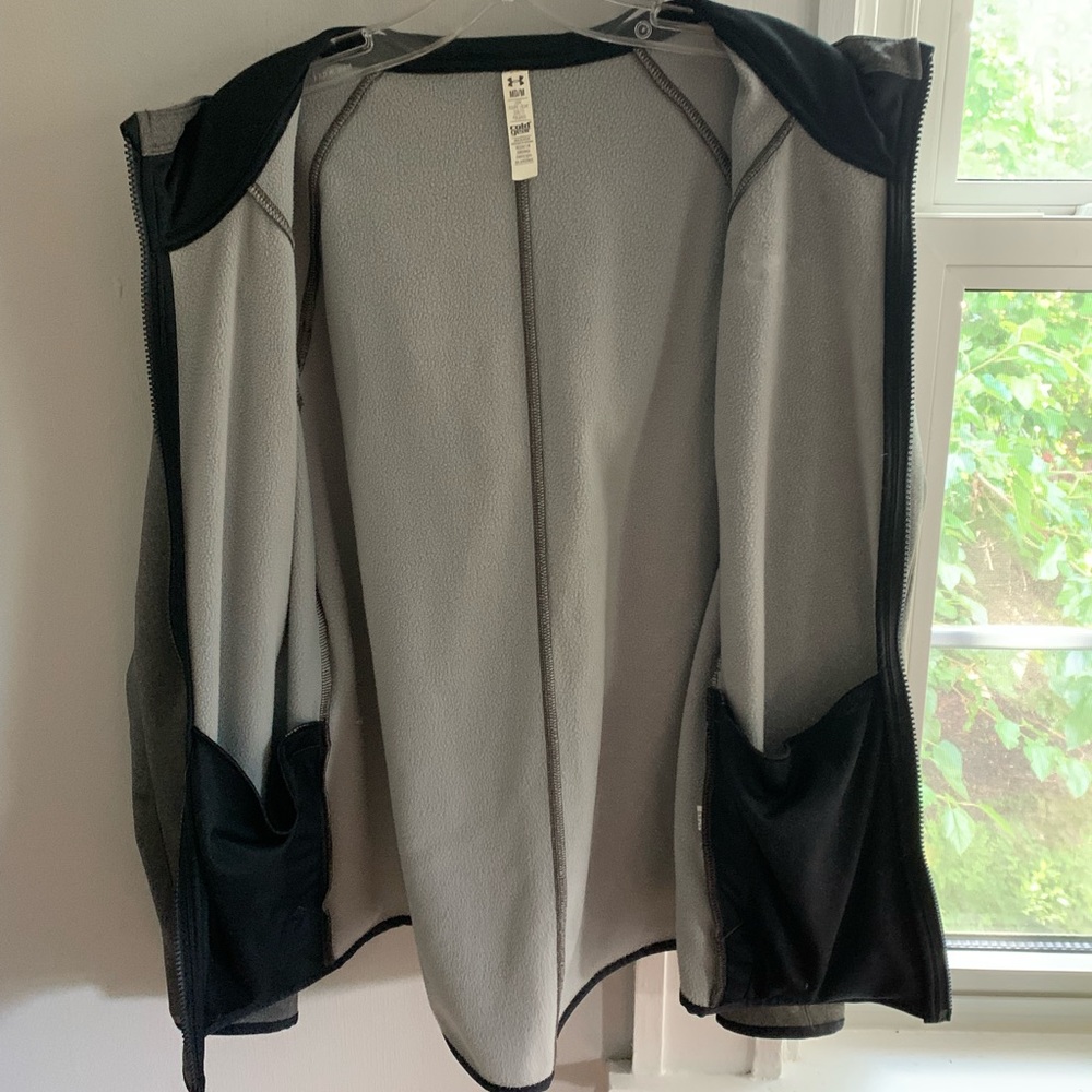 Under armour jacket - Picture 3 of 4